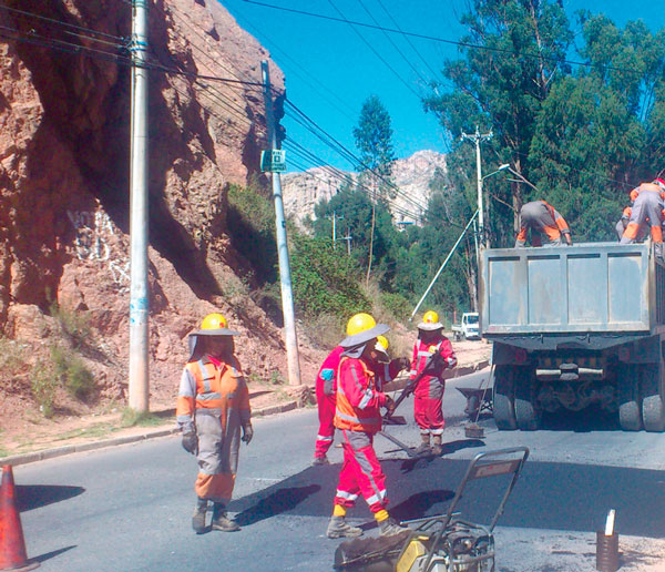 Trabajo de refacción de vías