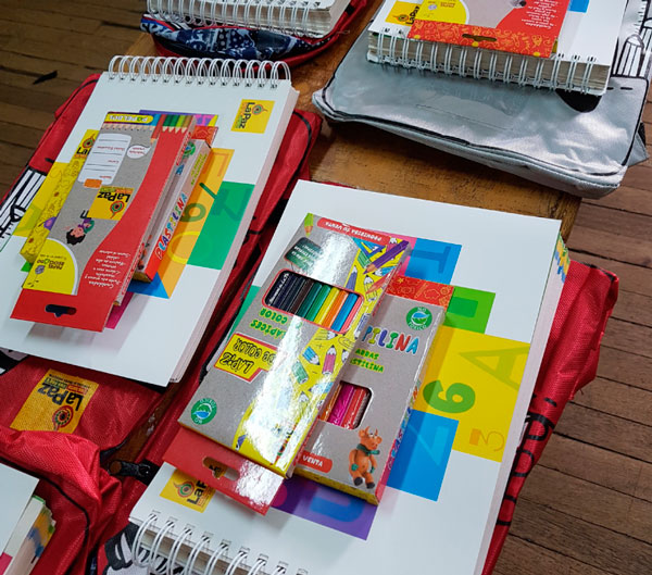 Entrega mochila escolar